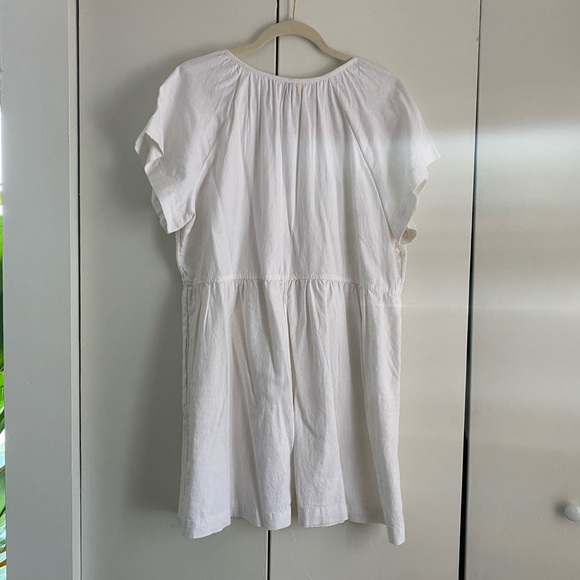 Short sleeve Linen Mini Shift Dress - Picture 2 of 3